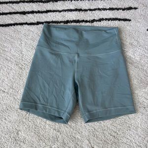 Lululemon wunder train HR short